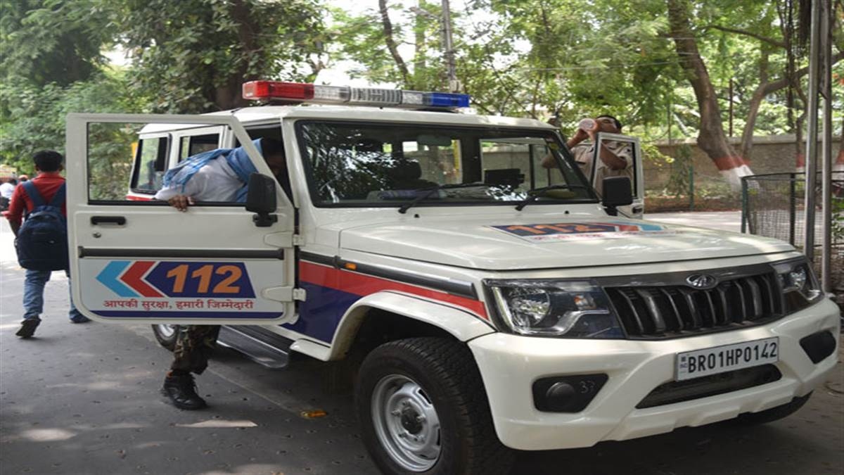 muzaffarpur daughter calls police on drunk father abusing her