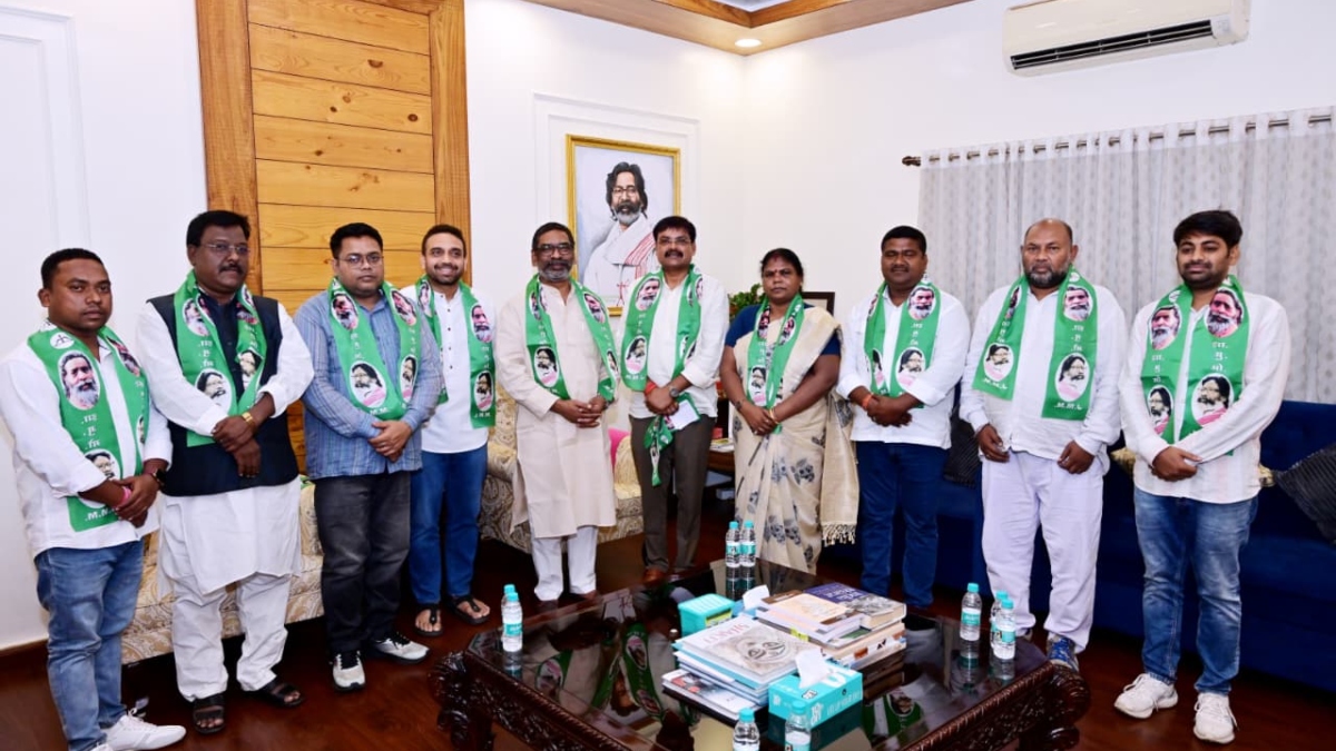 ghatshila byelection 2025 bjp leader joins jmm big blow to bjp