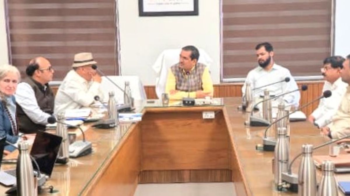 yamuna river cleanup living water cycle project in mathura