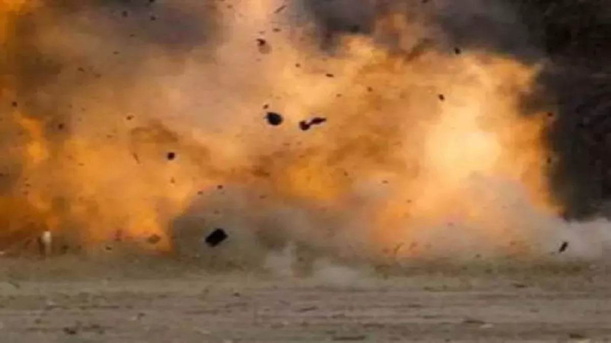 6 soldiers killed in blast in pakistan khyber pakhtunkhwa
