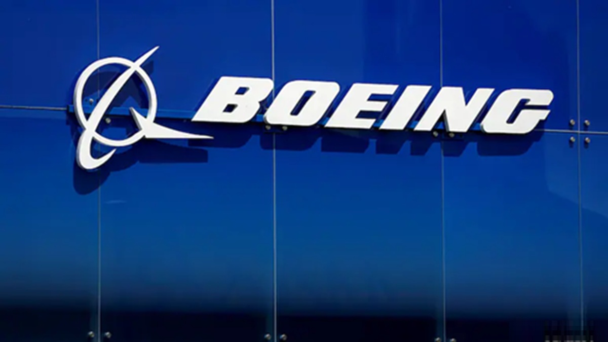 boeing reported a 5 billion dollar loss in the third quarter