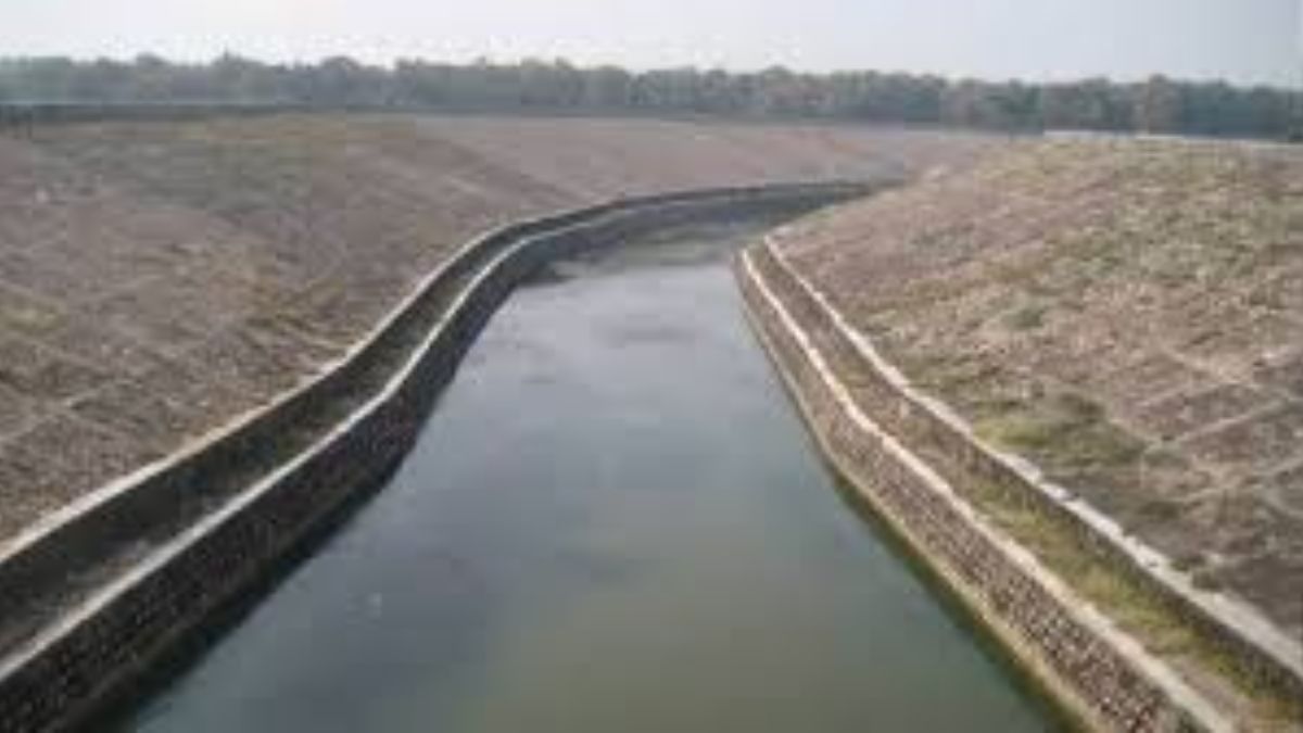 silt removal begins farmers to get irrigation water in november