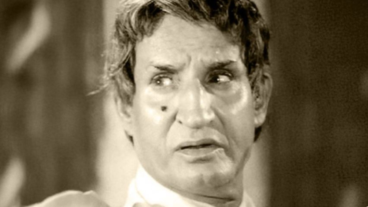 bollywood villain jeevan once women threw slippers at him publicly