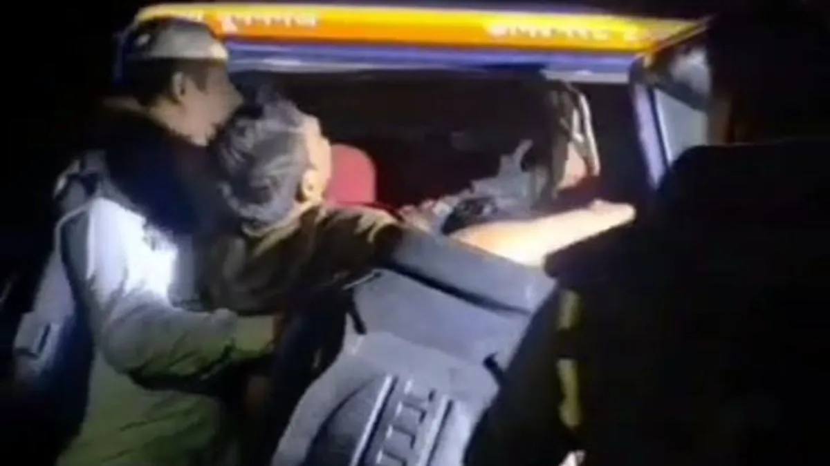 प्रयागराज में रावेंद्र हत्याकांड का पांचवां आरोपी मुठभेड़ में गिरफ्तार, पैर में लगी गोली
