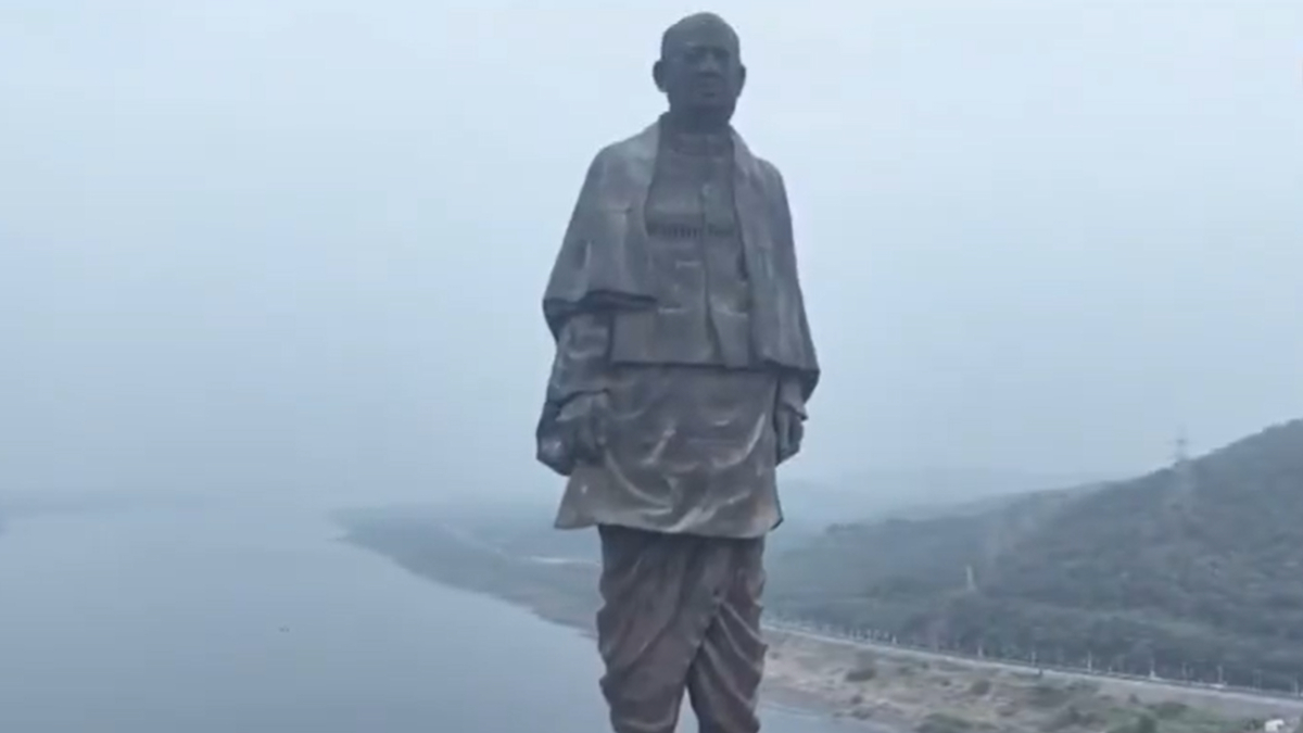 bjp accuses congress of concealing attacks on sardar patel for 86 years