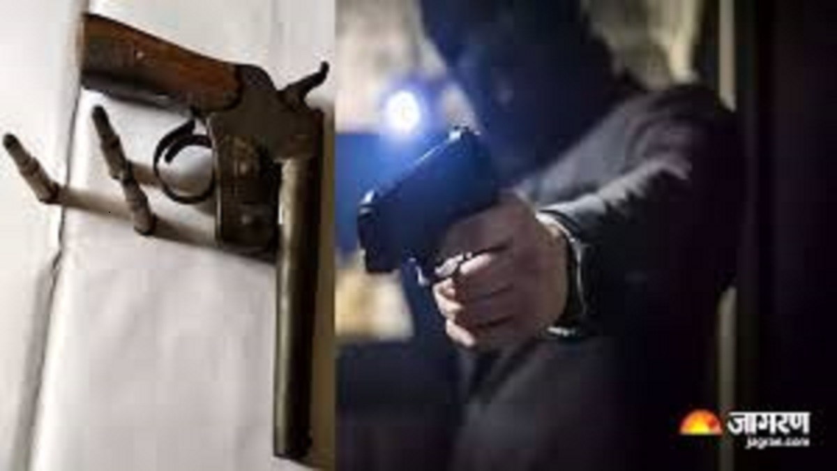 asked for cigarettes from a woman shopkeeper threatened with a pistol when she refused