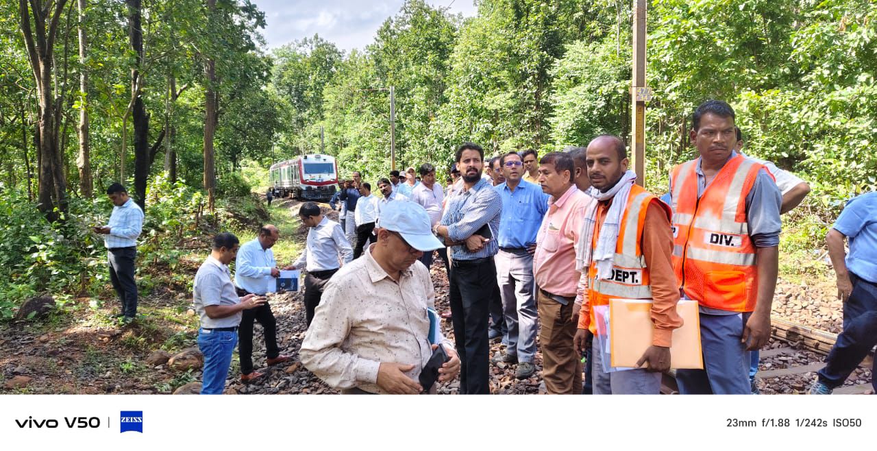 nia to investigate chakradharpur rail worker death in ied blast