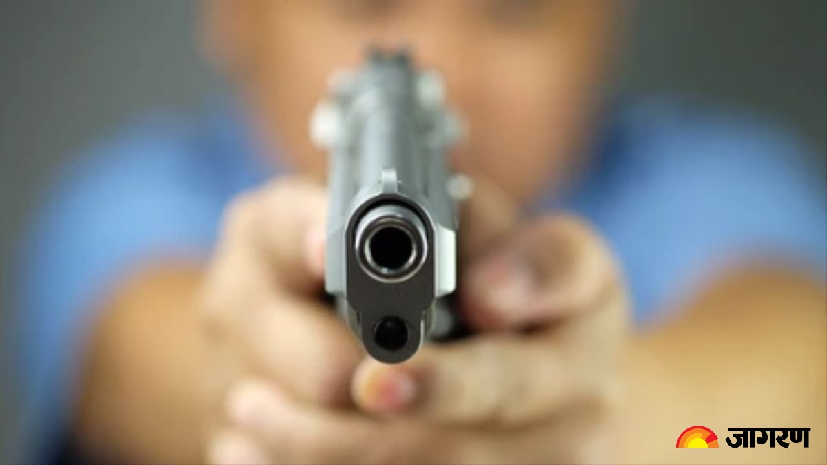 property dealer murdered in greater noidas badalpur