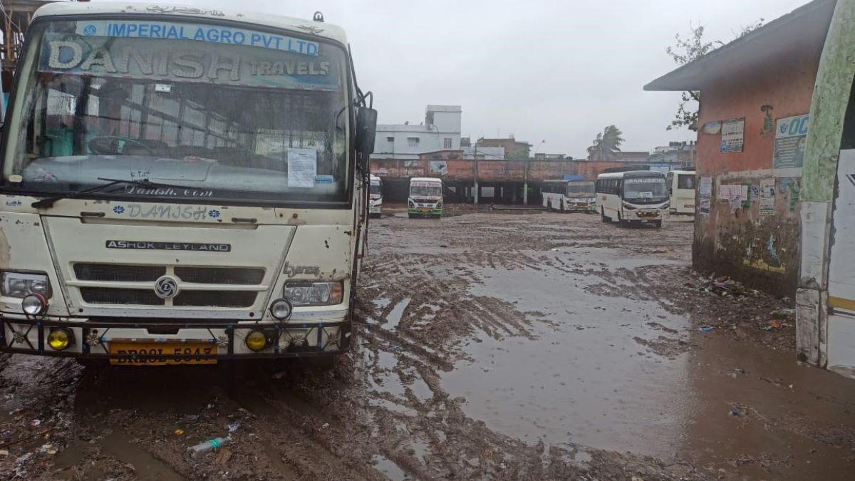 gopalganj bus stand project delayed land acquisition issues stall development