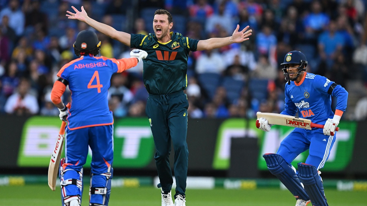 australia beat india by 4 wickets in 2nd t20i ind vs aus suryakumar yadav mitchell marsh