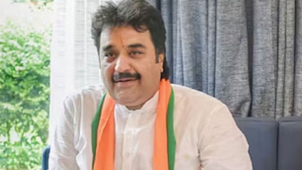 arrest warrant issued against kuldeep bishnois relatives in fraud case