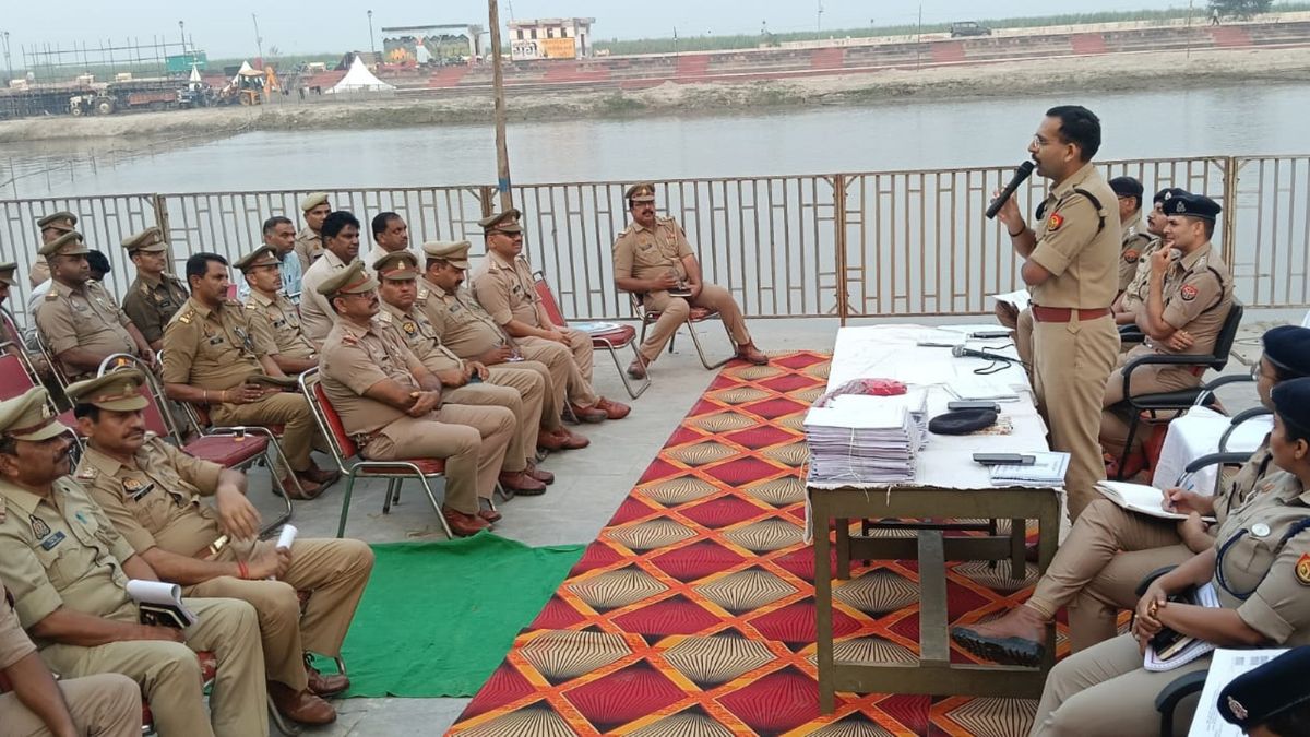 kartik ganga mela security 900 police deployed in shukratirth