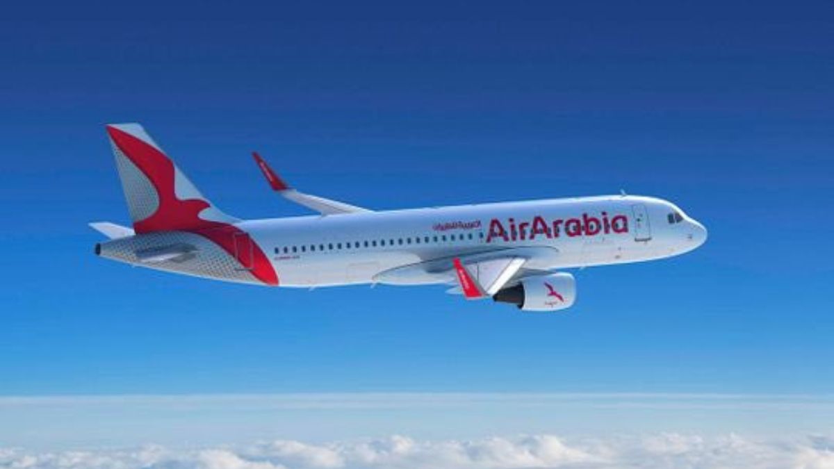 kerala nurses save passengers life on flight to abu dhabi