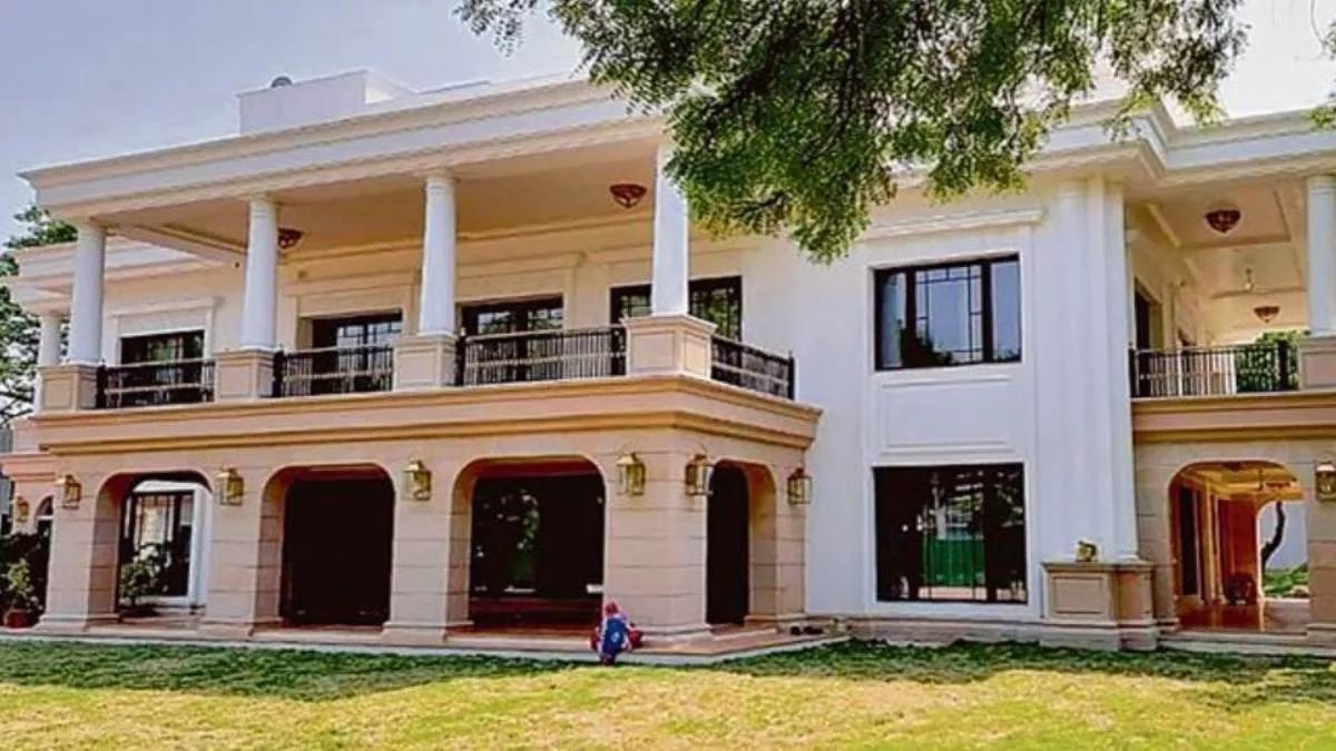 sheesh mahal politics heats up bjp vs aap in chandigarh after delhi