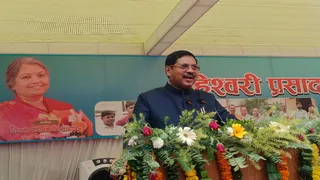 कोशांबी के मूरतगंज में महेश्वरी प्रसाद इंटर कालेज के वार्षिकोत्सव में बोलते सर्वोच्च न्यायालय के मुख्य न्यायाधीश न्यायमूर्ति बीआर गवई। जागरण