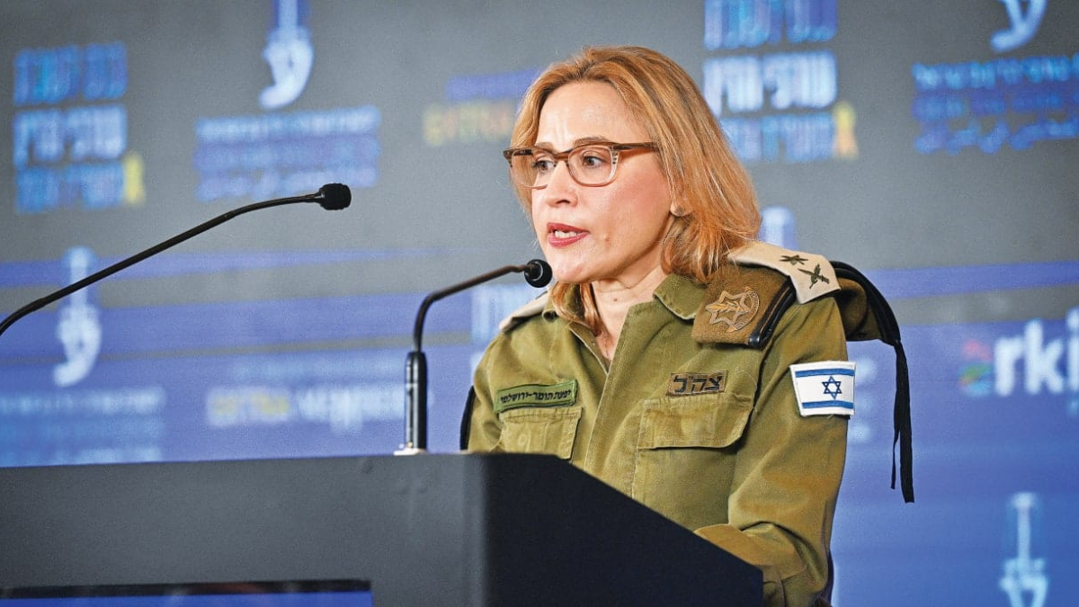 israeli army legal chief resigns over prisoner abuse video leak