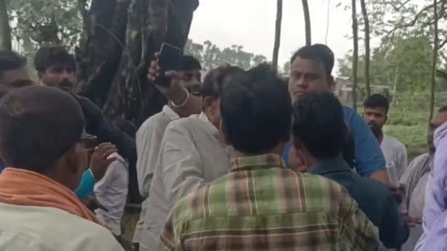 पूर्णिया में निर्दलीय और LJPR प्रत्याशी के समर्थकों में हुई मारपीट, चुनाव प्रचार के दौरान आपस में उलझे 

