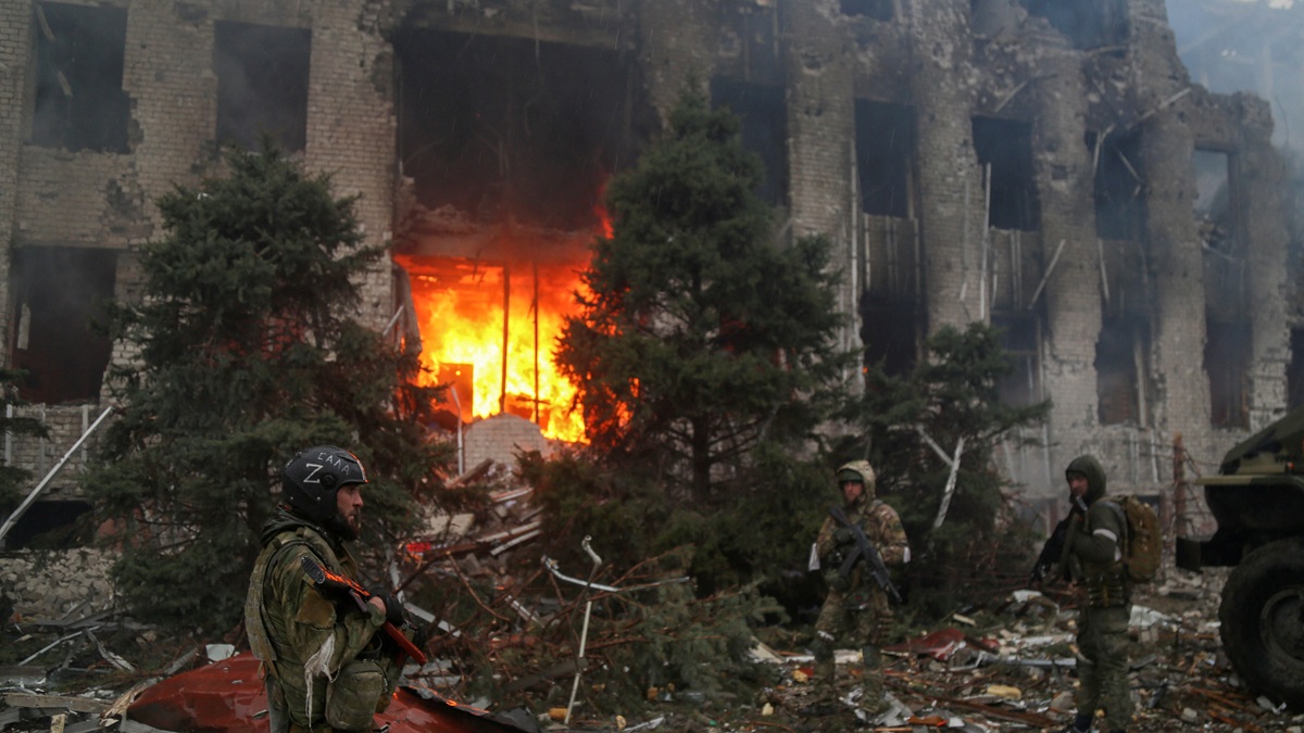 ukraine is about to lose the strategic city of pokrovsk