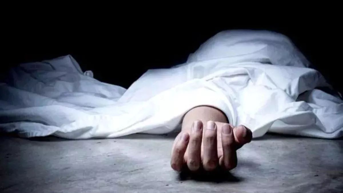 woman body found in drain police investigate in lucknow