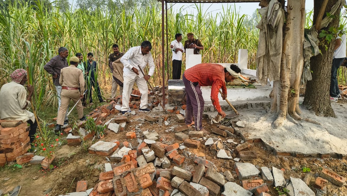 illegal shrine built overnight on farmers field in bijnor