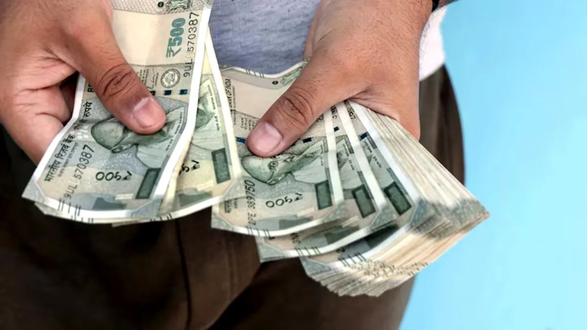 epfo salary hike government proposal and labor union demands