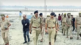 डीआईजी ने किया गंगा तट का निरीक्षण।