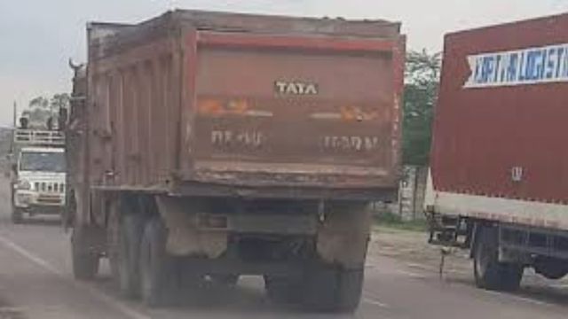 अवैध मिट्टी खनन के बड़े नेटवर्क का पर्दाफाश, खान अधिकारी की लोकेशन देने वाले 3 युवक गिरफ्तार
