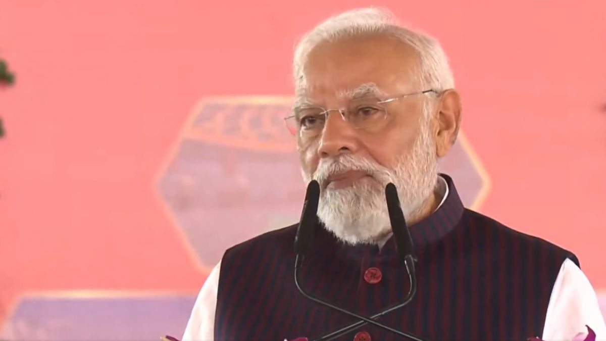 pm modi inaugurates chhattisgarh assembly focus on development naxalism end