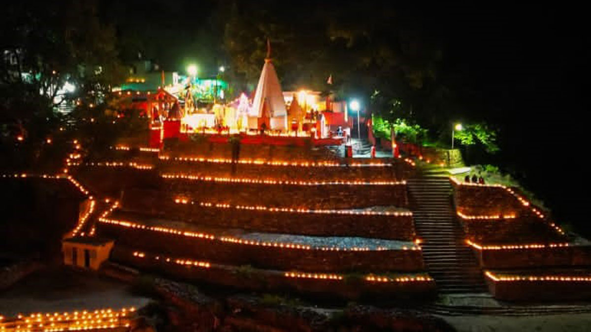 devuthani ekadashi rameshwar dham illuminated with the light of 2100 diyas