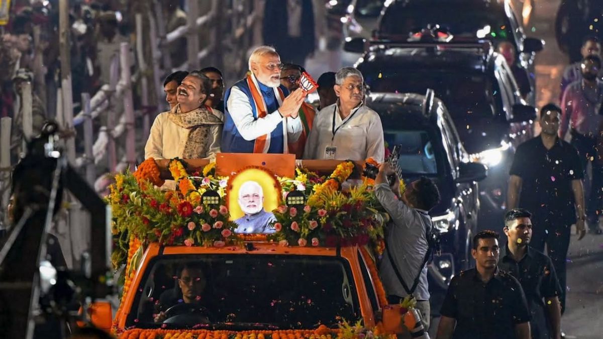 pm modis grand roadshow in patna for nda candidates