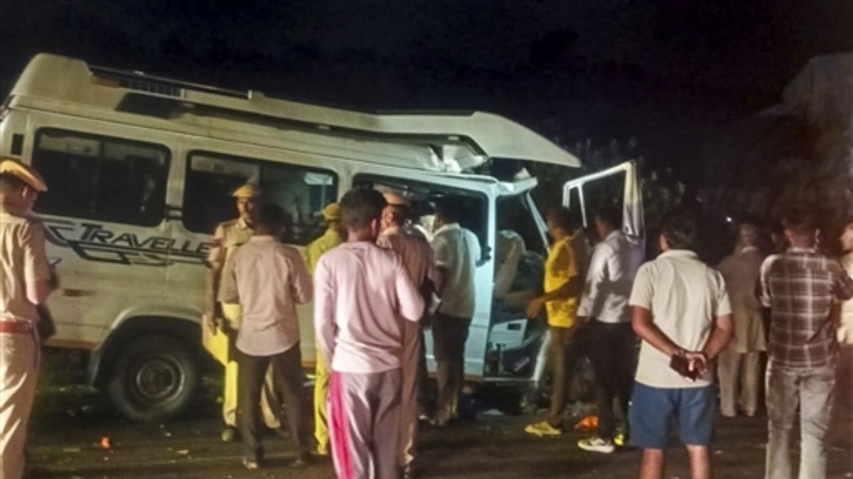 pm modi expressed grief over the road accident in rajasthan announced rs 2 lakh compensation for the deceased