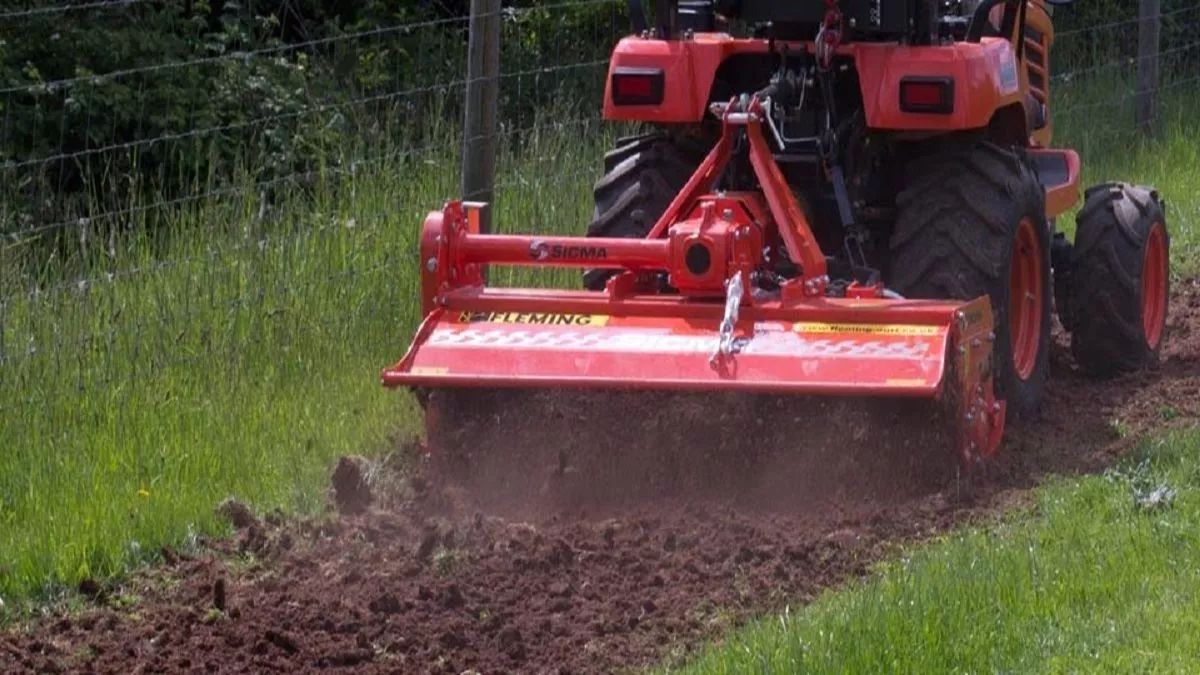 farmer dies in rotavator accident in hardoi up