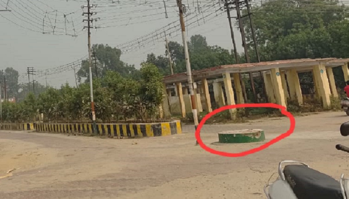 ashok stambh vandalized in meerut police investigate viral video