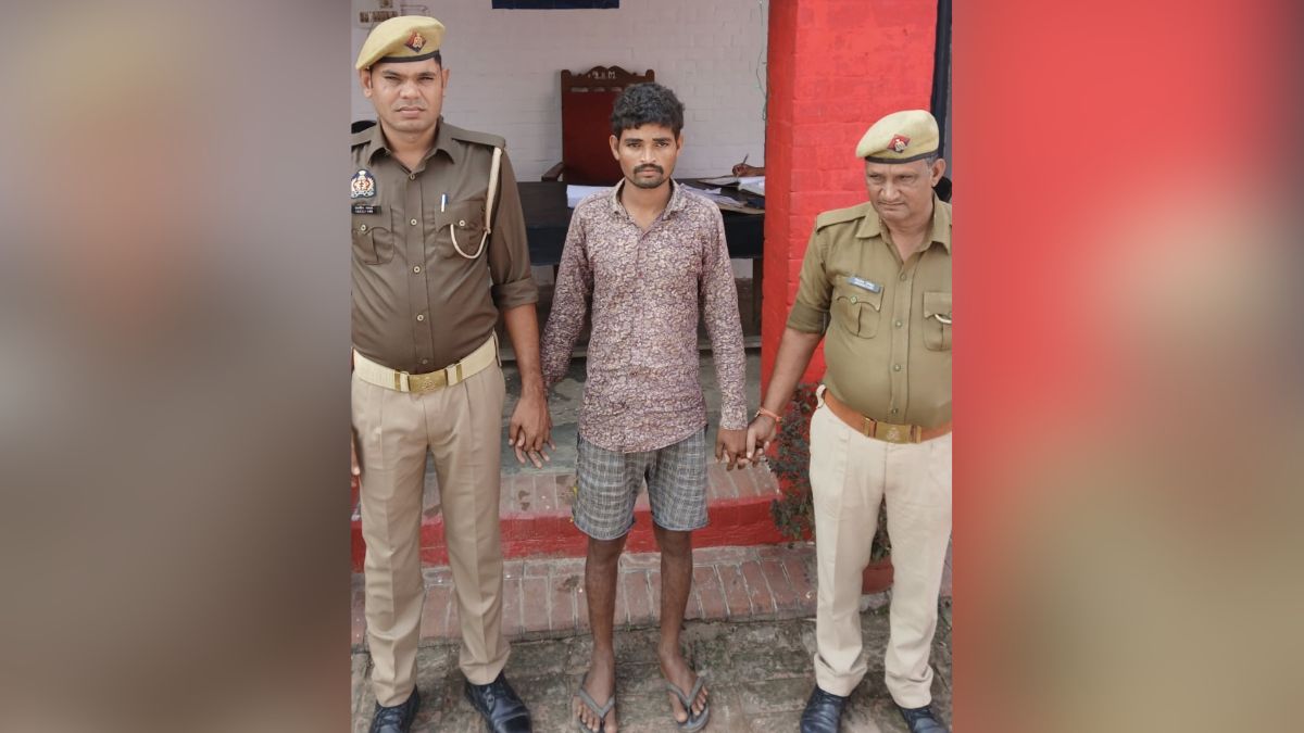 animal smuggler fires on police arrested with weapon