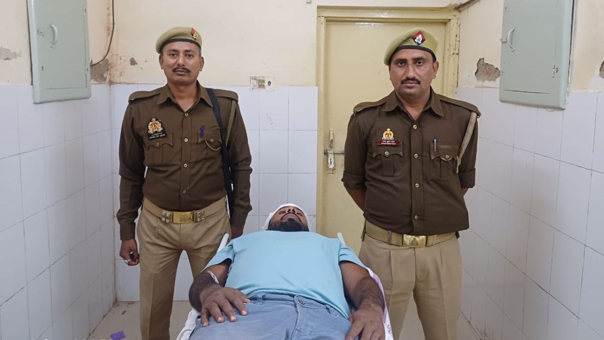 gorakhpur police encounter notorious cattle smuggler jawahar yadav injured in encounter arrested by police
