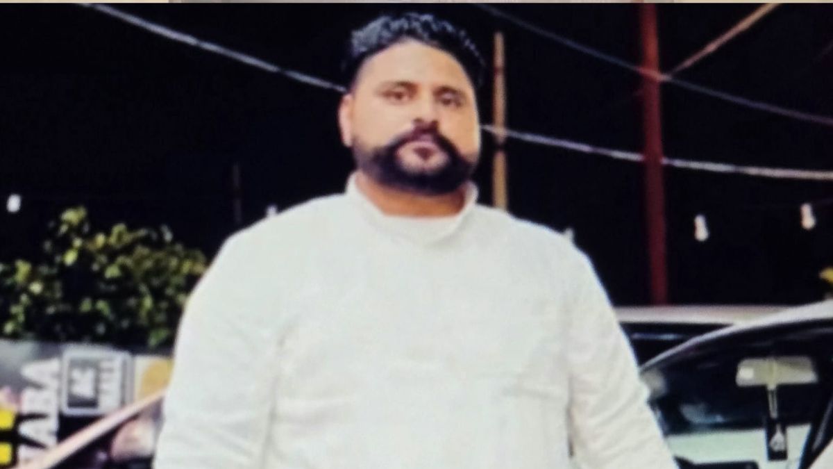 unidentified men fired indiscriminately youth in batala relatives staged a protest by placing his body on the road