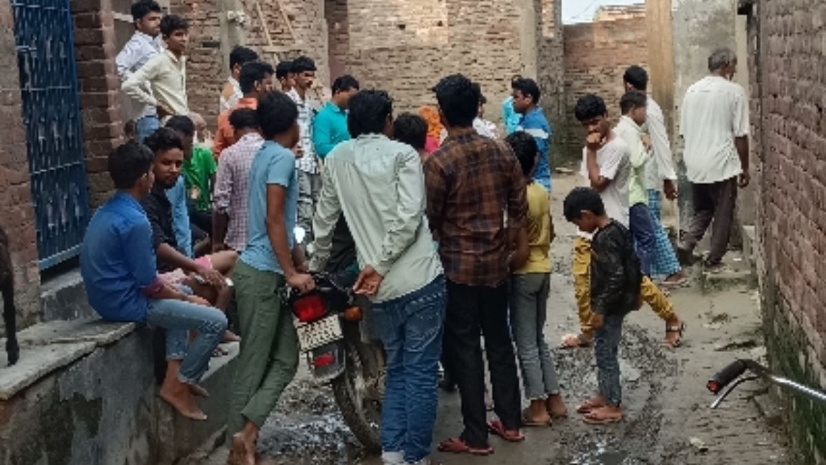 tragedy boy dies after falling into toilet tank in bihar