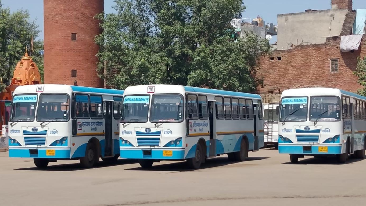 agra route bus timings changed passengers allege favoritism