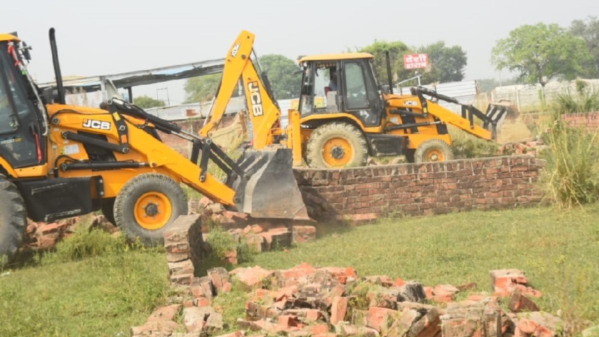 kda demolishes illegal plotting on 20 bighas of land