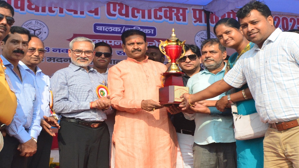 varanasi wins state schools athletics championship held in mmm stadium of prayagraj