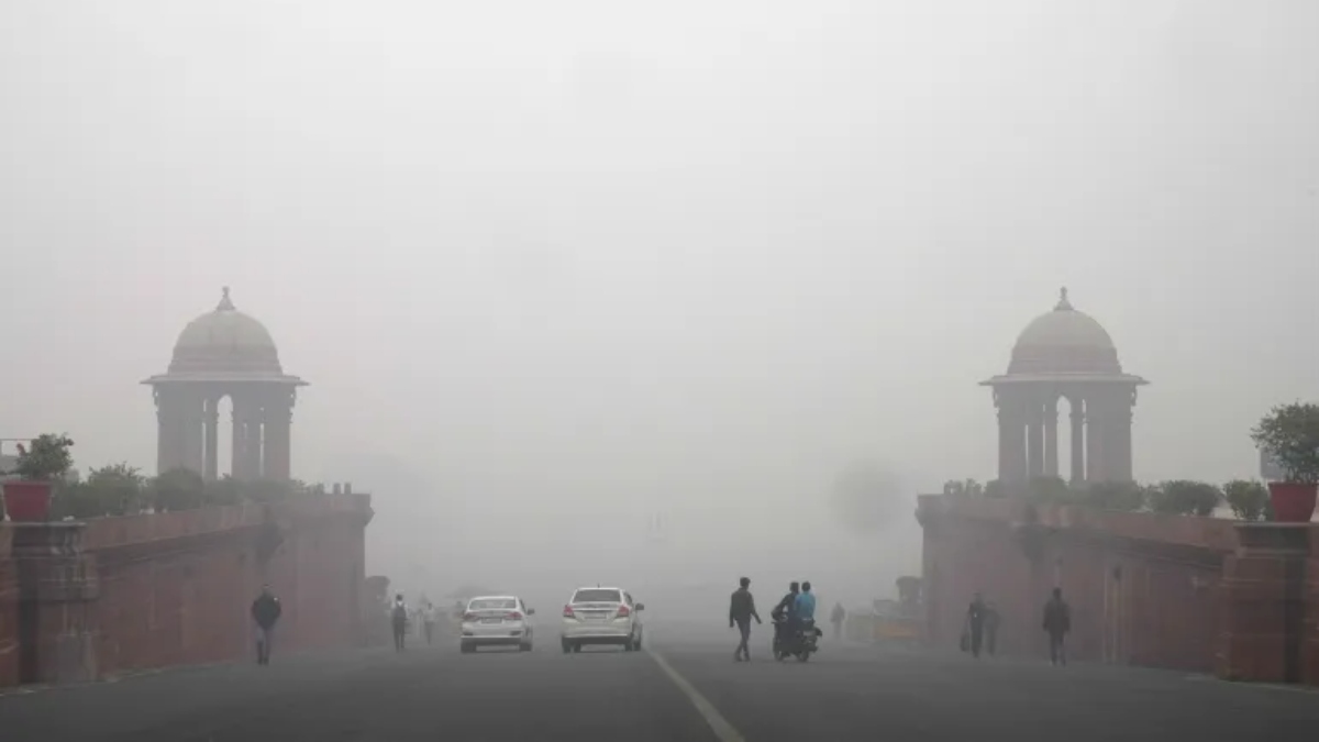 delhi pollution crisis doctors advise leaving delhi for clean air