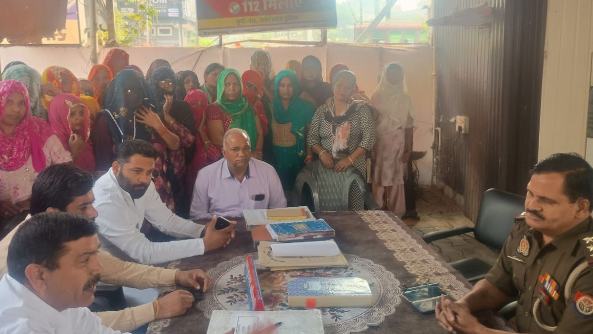 missing woman case villagers protest at police station in modinagar