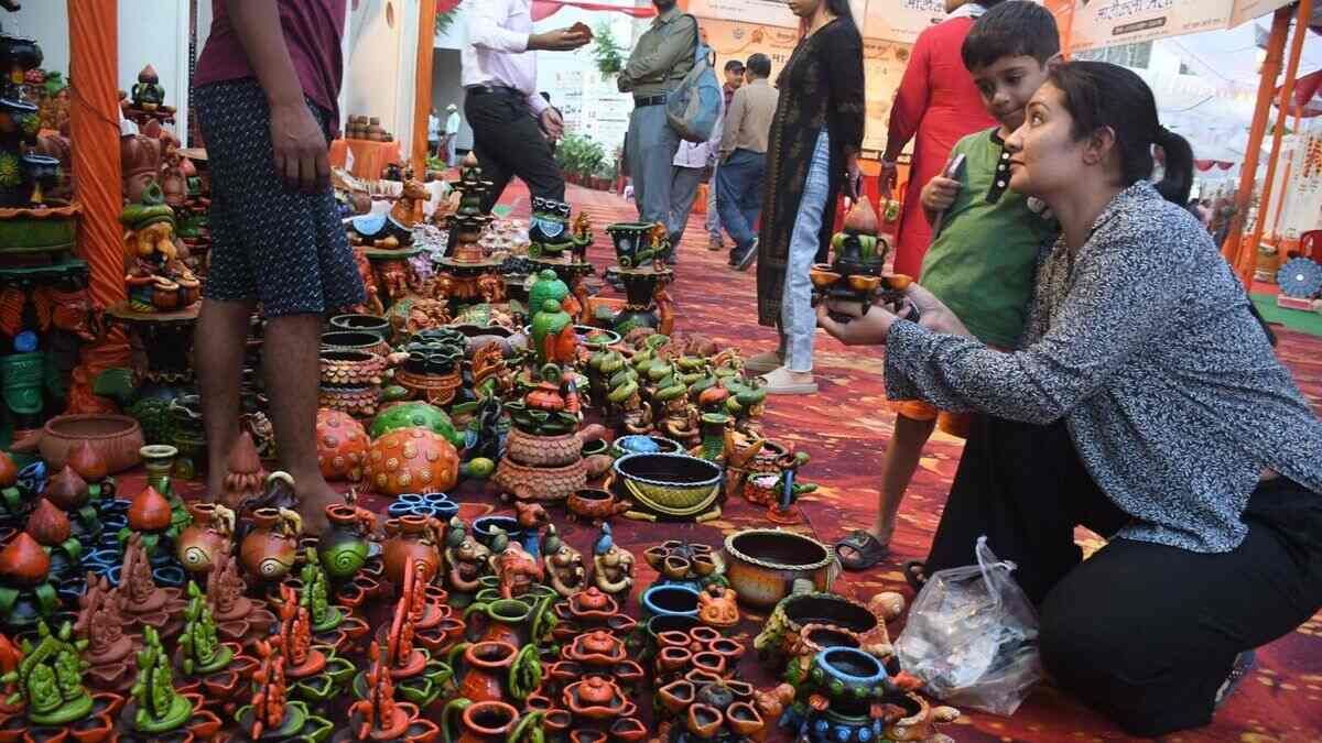 up news yogi adityanath government successful in giving big profit to potters of up