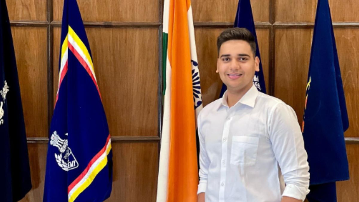 patna gets new rural sp aprajit lohan appointed sdpo abhishek singh suspended