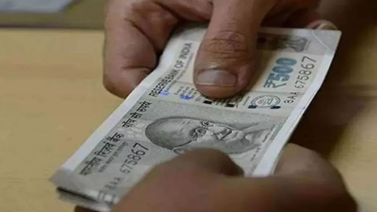 himachal panchayat technical assistant arrested for bribery in mandi