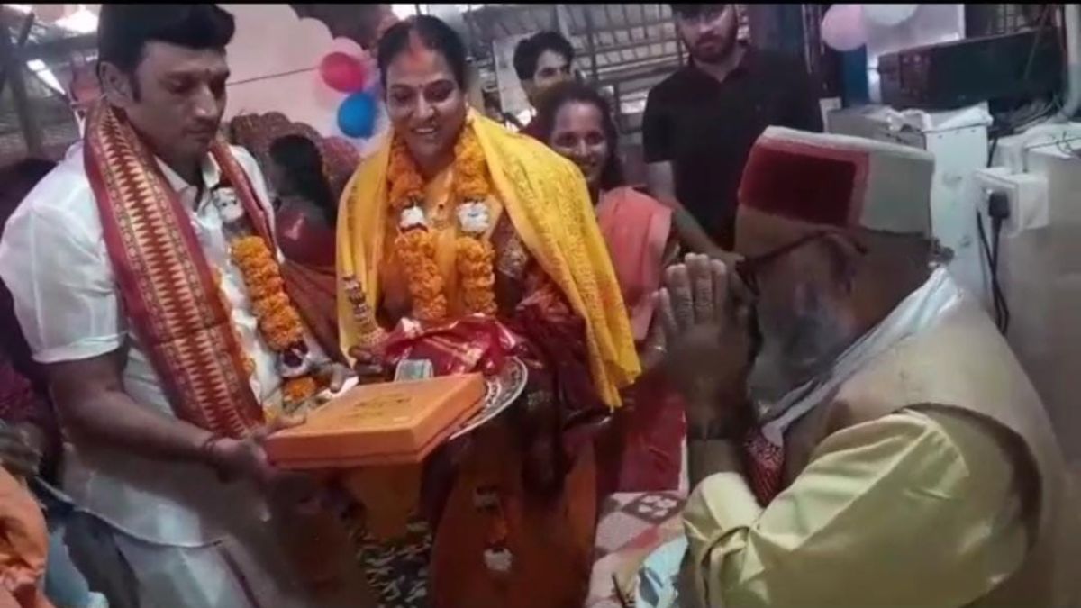 tamil nadu couple marries at ram janmabhoomi video viral