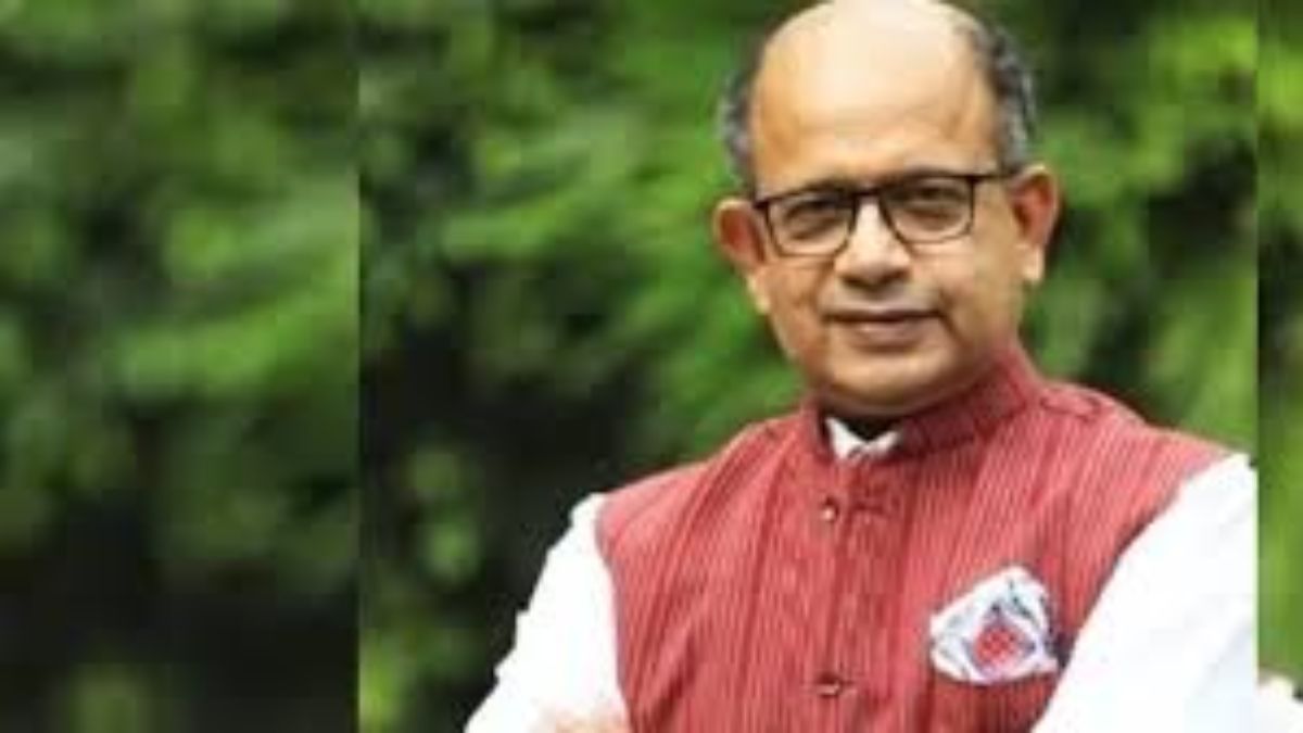 bjd leader amar patnaik joins bjp ahead of nuapada by election