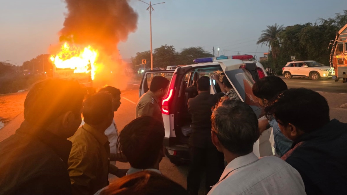 mp news bus collision kills biker in datia passengers escape fire