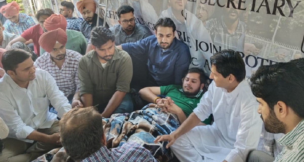 haryana mp hooda supports punjab university student protest