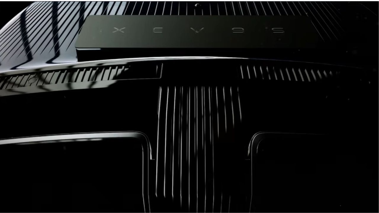 mahindra xev 9s launching soon new teaser reveals triple screen interior with 650 km range